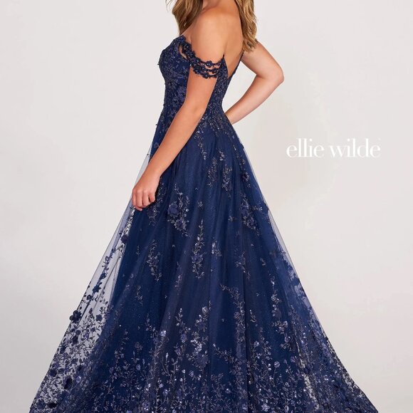 Ellie Wilde Sweetheart Beaded Gown /Dress - Picture 3 of 4